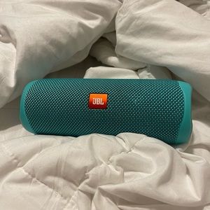 JBL flip 5